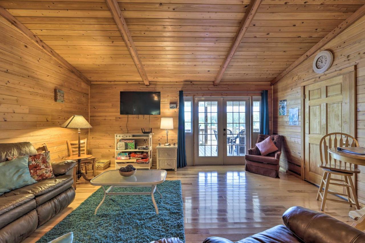 House With Dock And Slide Situated On Lake Sinclair! Sparta Экстерьер фото