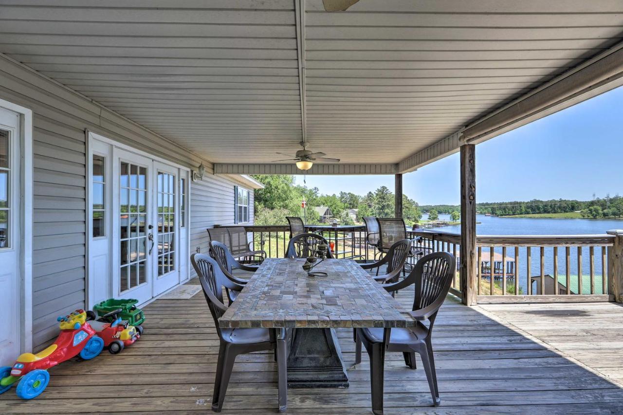 House With Dock And Slide Situated On Lake Sinclair! Sparta Экстерьер фото